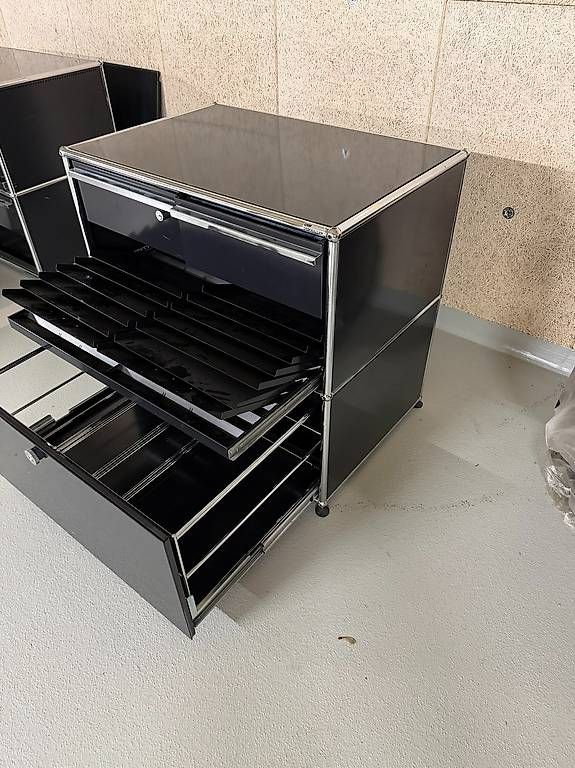 Eléments de bureau: USM Haller Beistellmöbel – D'occasion à Mels par 4archy 1