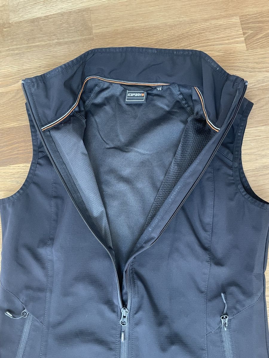 Icepeak Gilet & Giacche senza maniche: Damen Weste / Gilett – Usato da Niederbüren venduto da 9632 2