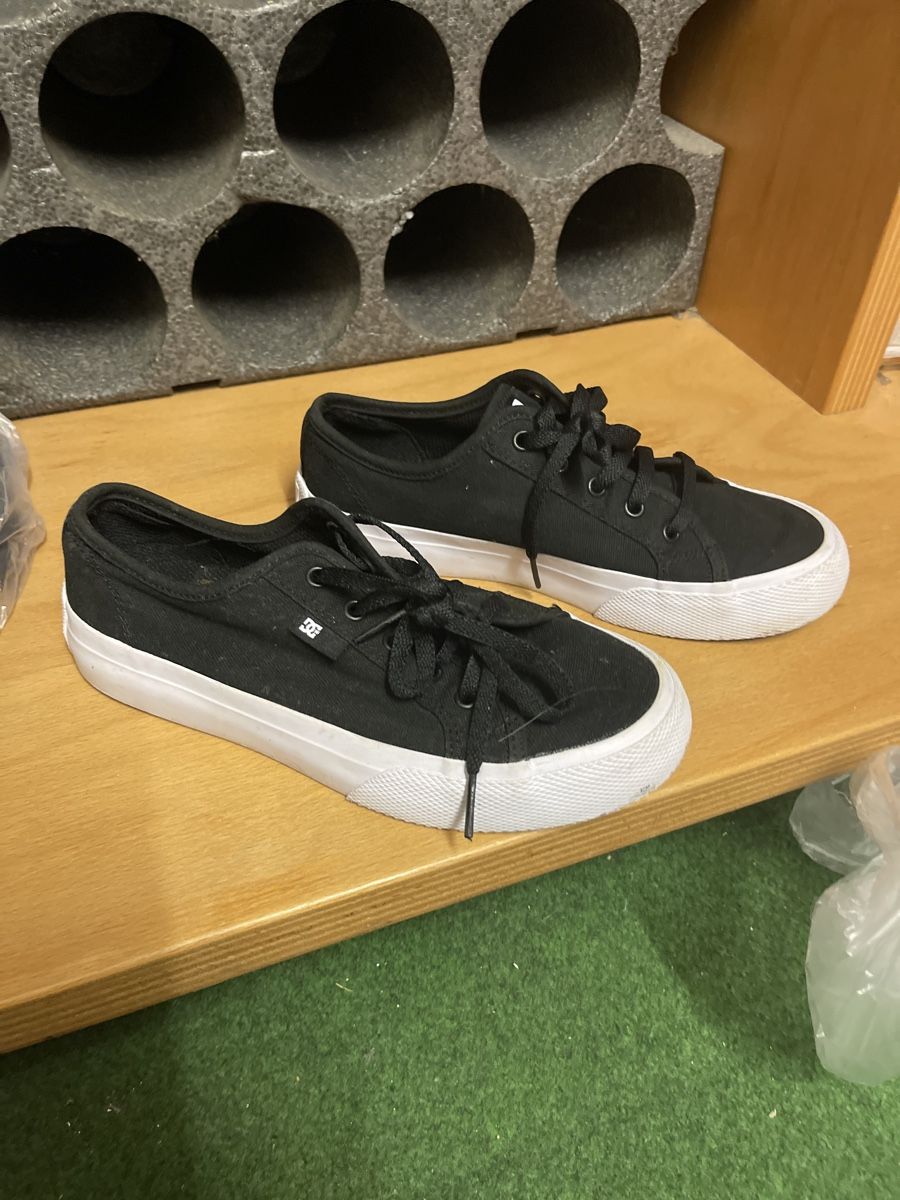 Scarpe per ragazzi: DG sneakers stoff gr 36 – Usato da Bad Zurzach venduto da Cuore34