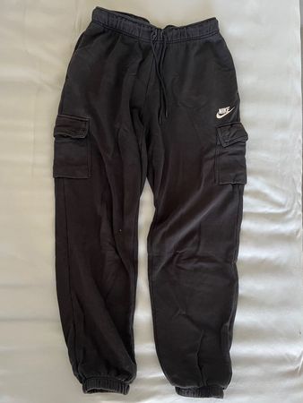 Nike Cargo Jogginghose Schwarz Groesse S gebraucht