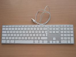 Apple Tastatur verkabelt A1243, mit Ziffernblock