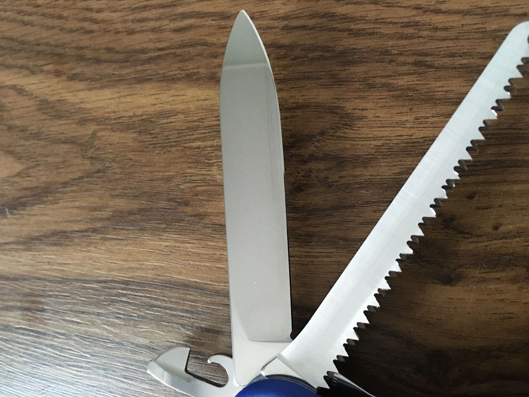 Victorinox Coltelli tascabile: VICTORINOX - Trailfinder - Sackmesser - Bugnard – Usato da Andwil SG venduto da Rainboli 6