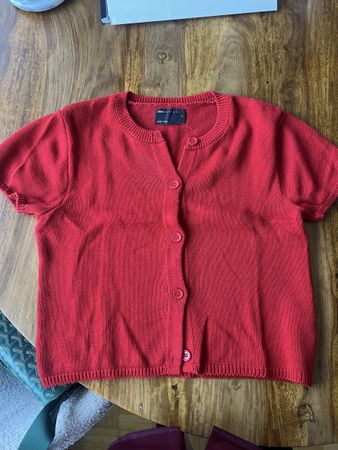 ASOS Strickjacke, rot, Gr. S, Kurzarm und cropped crop shirt