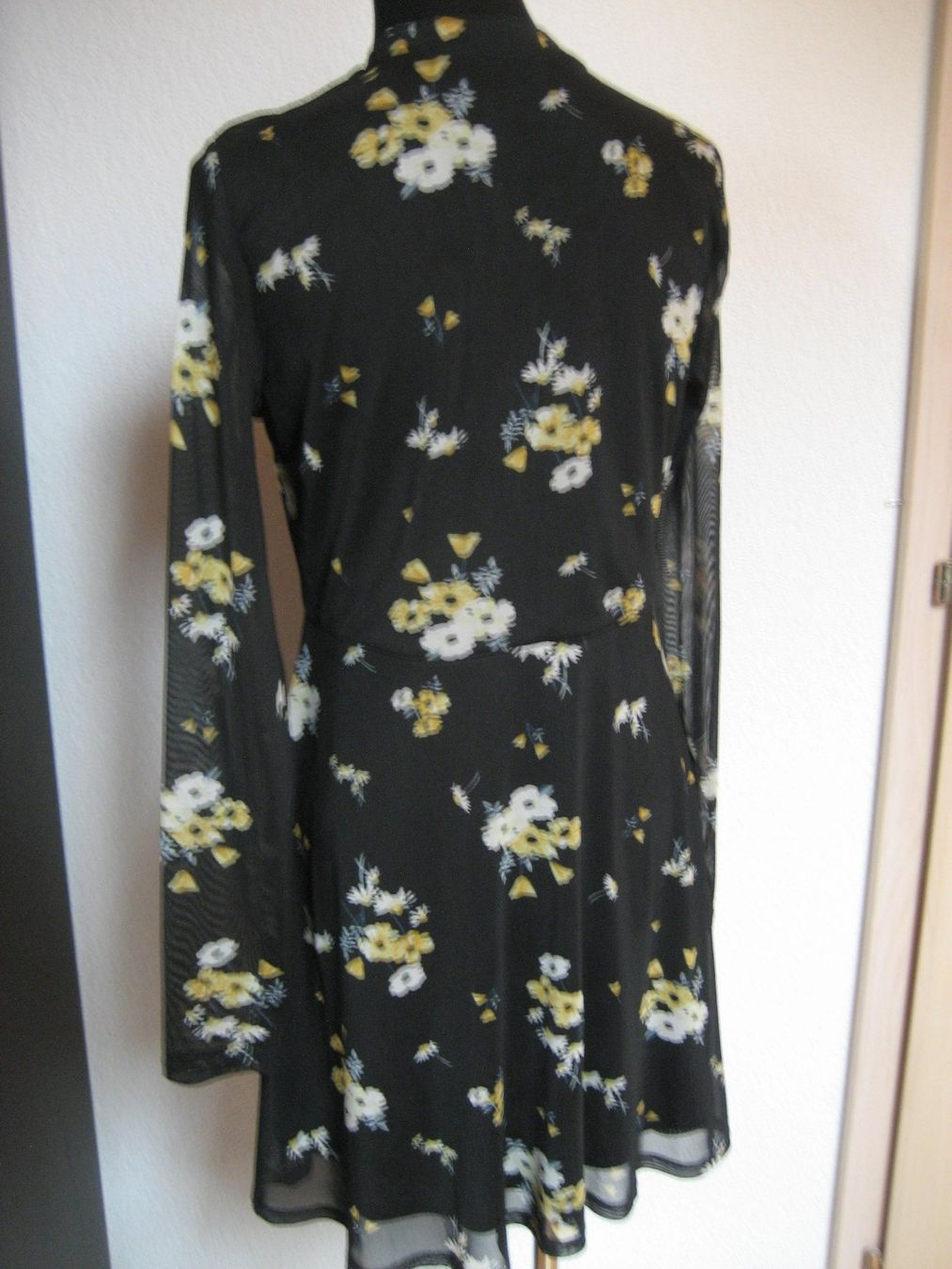 Vestiti: Robe EVEN&ODD taille L – Usato da Delémont venduto da marryb 5