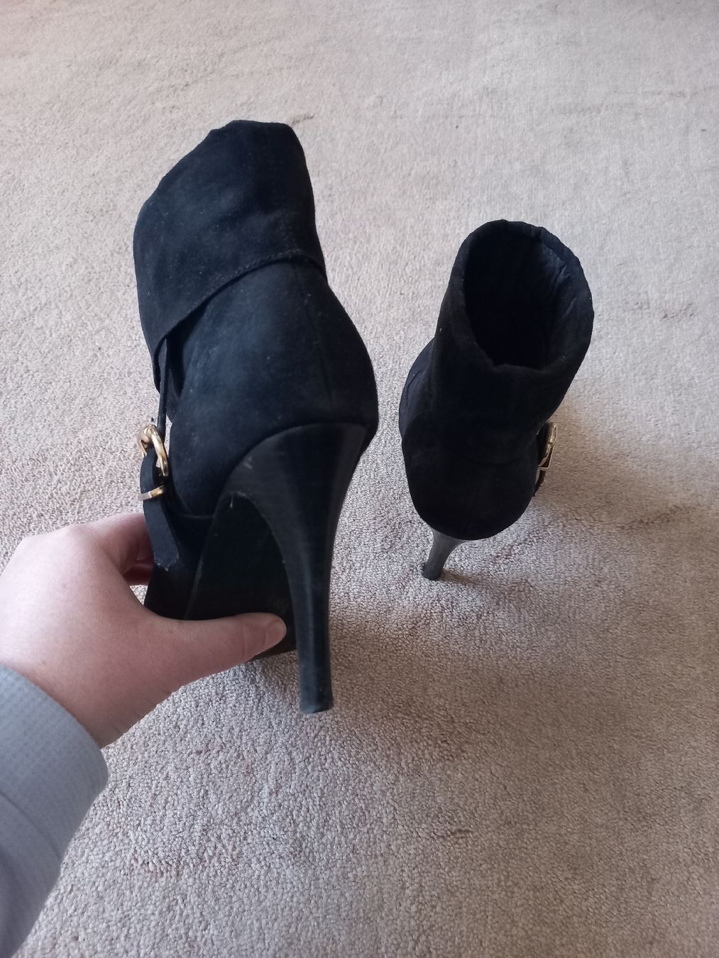 Scarpe da donna: Schwarze Stiefeletten, Gr. 38 – Usato da Maseltrangen venduto da pehatra 2