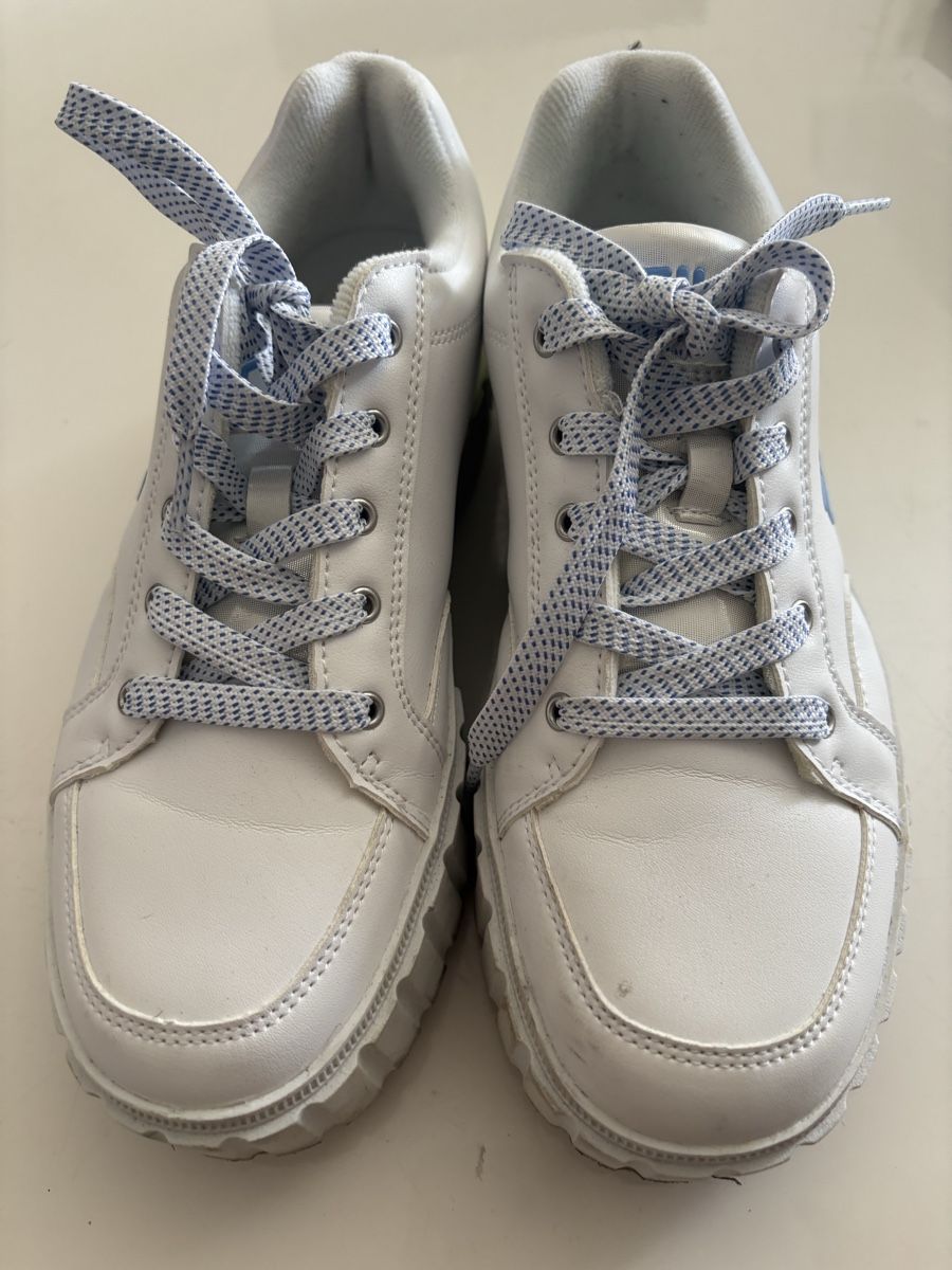 Scarpe da donna: Fils chaussures taille 39 neuf  – Nuovo (secondo la descrizione) da Brügg BE venduto da rah_mqh8