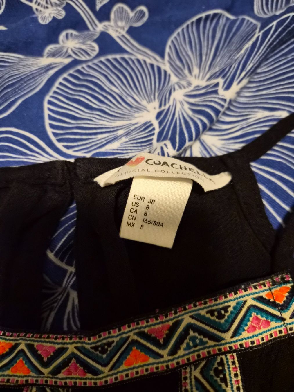 H&M Top: Top gr 38 H&M – Nuovo (secondo la descrizione) da Dietikon venduto da Eleda 2