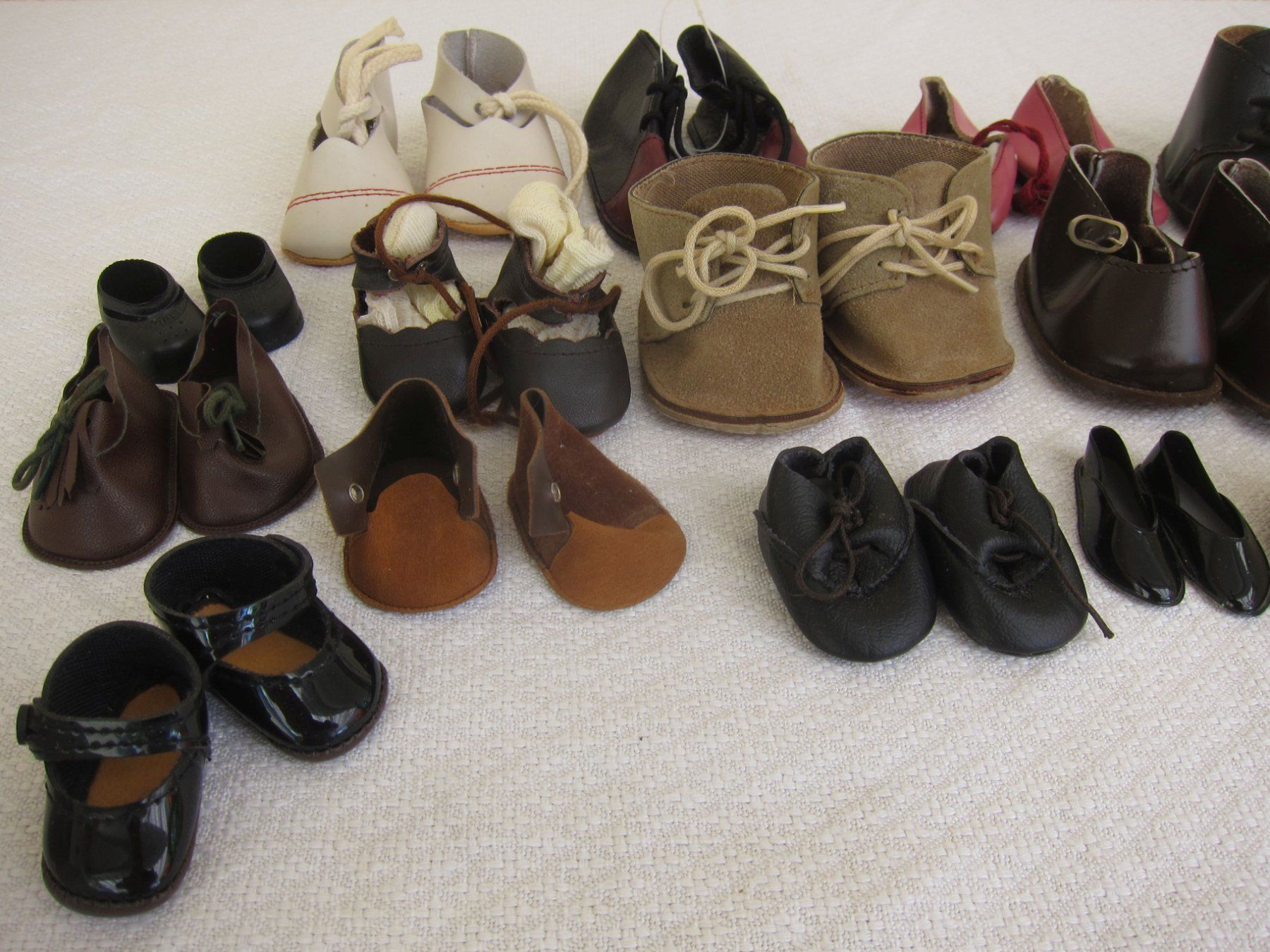 Puppen: Puppenschuhe – Gebraucht aus Regensdorf von Eri8057 7