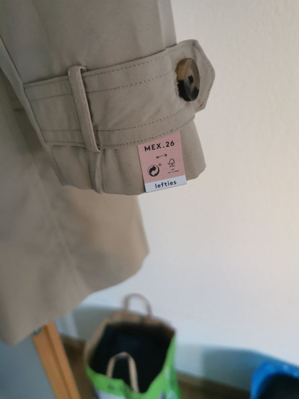 Cappotti: Blazer beige taille S neuf – Nuovo (secondo la descrizione) da Prangins venduto da Titifixe 1
