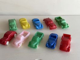 Lot de 10 petites voitures en plastique colorées petit modèl
