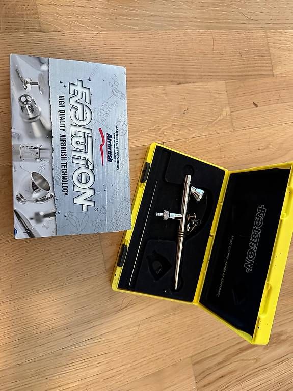 Tutti gli attrezzi: Airbrush Pistole und Cleaning Pot – Usato da Meilen venduto da ruben456 2