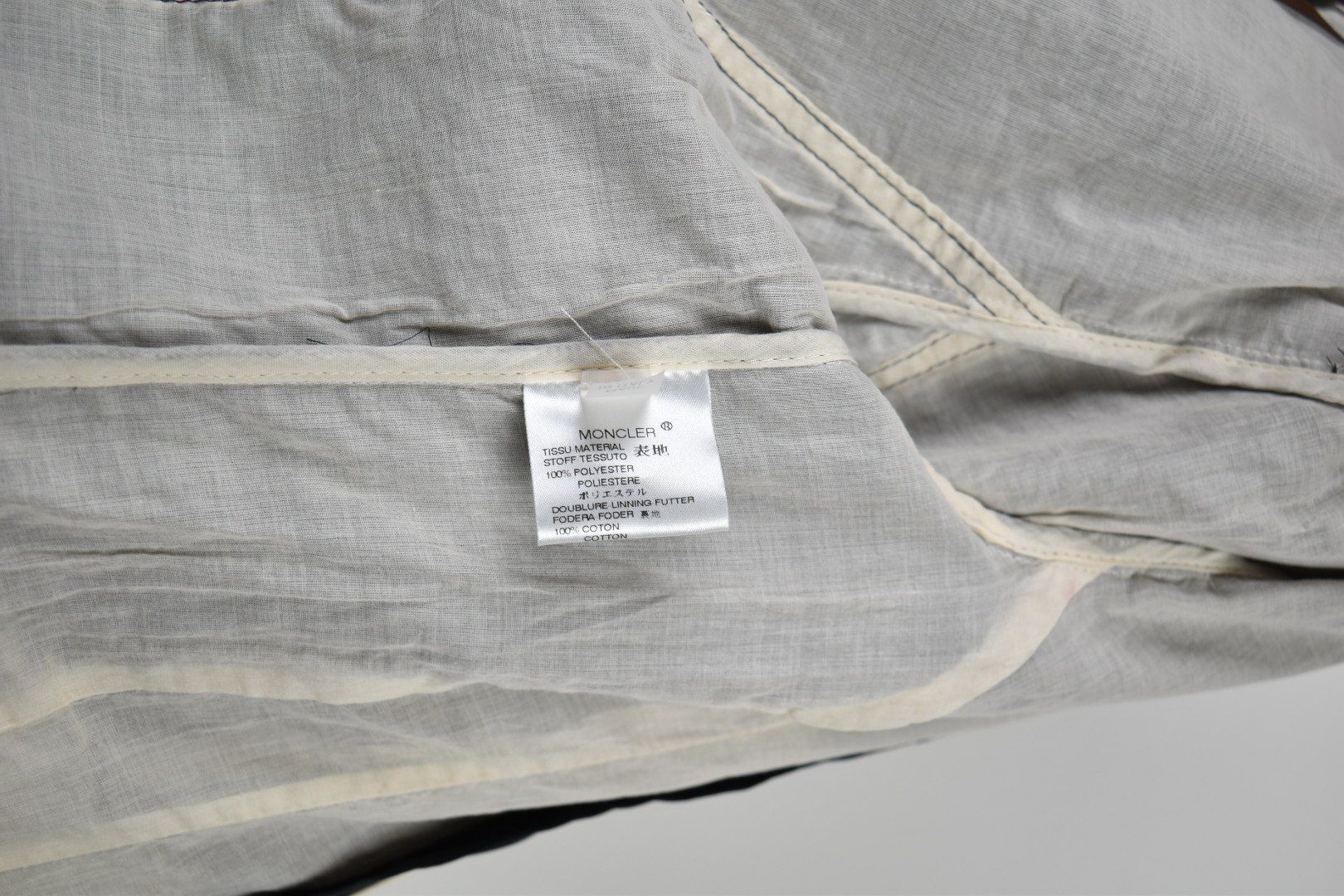 Moncler Giacche: Leichte Moncler Jacke Gr.2 (38) – Usato da Nürensdorf venduto da 2ND_STORY 7