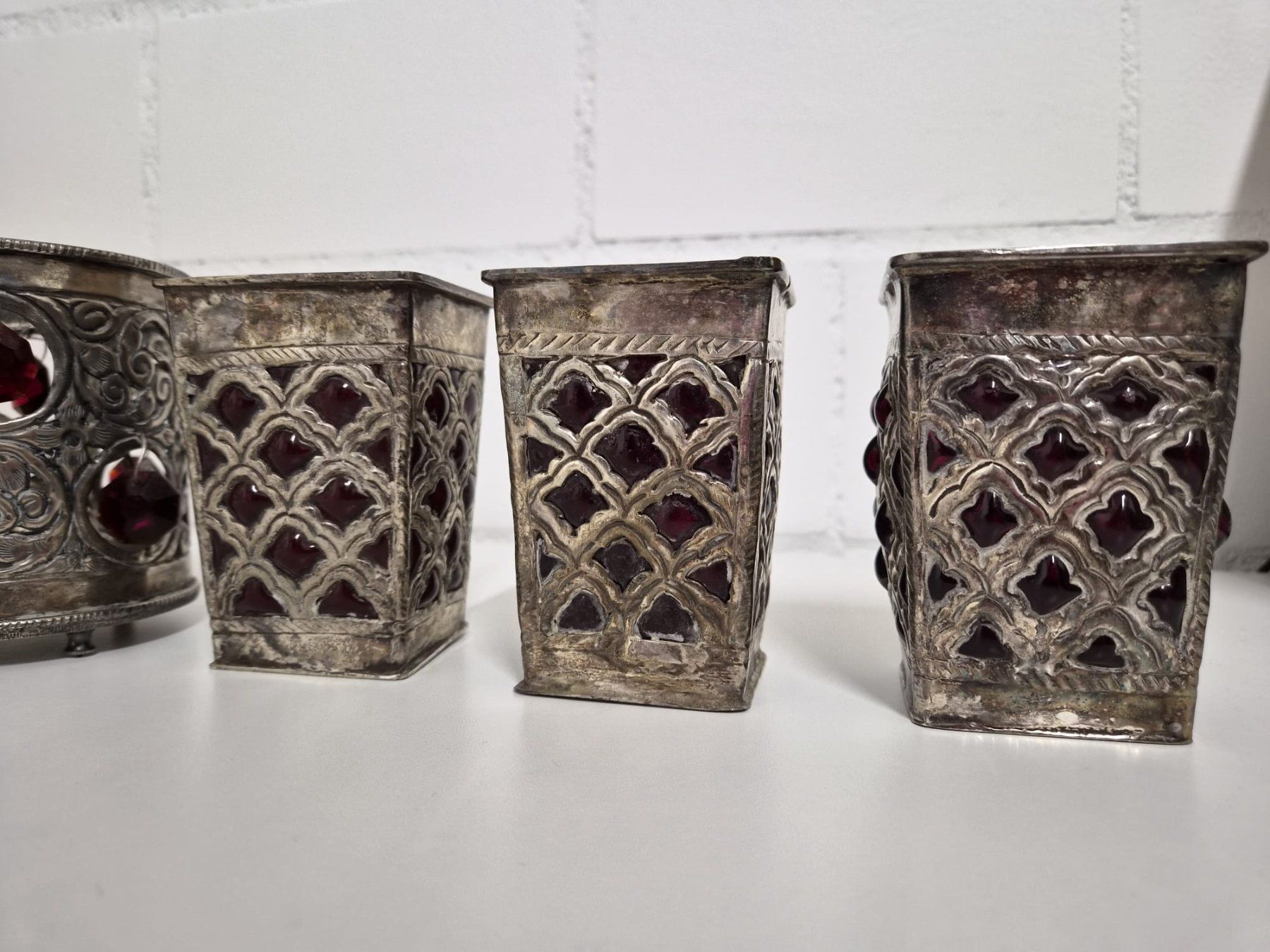Tutte le decorazioni: 5 Kerzenhalter – Usato da Dübendorf venduto da Luzintensa 2