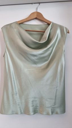 Wasserfall-Bluse Lilysilk in elegantem Lindengrün, Gr. 34