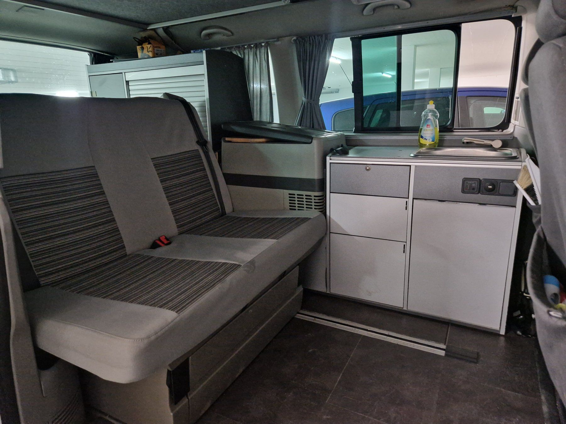 VW Veicoli da campeggio: VW T5 mit Aufstelldach - Benziner! – Usato da Rekingen AG venduto da Rapha690 5
