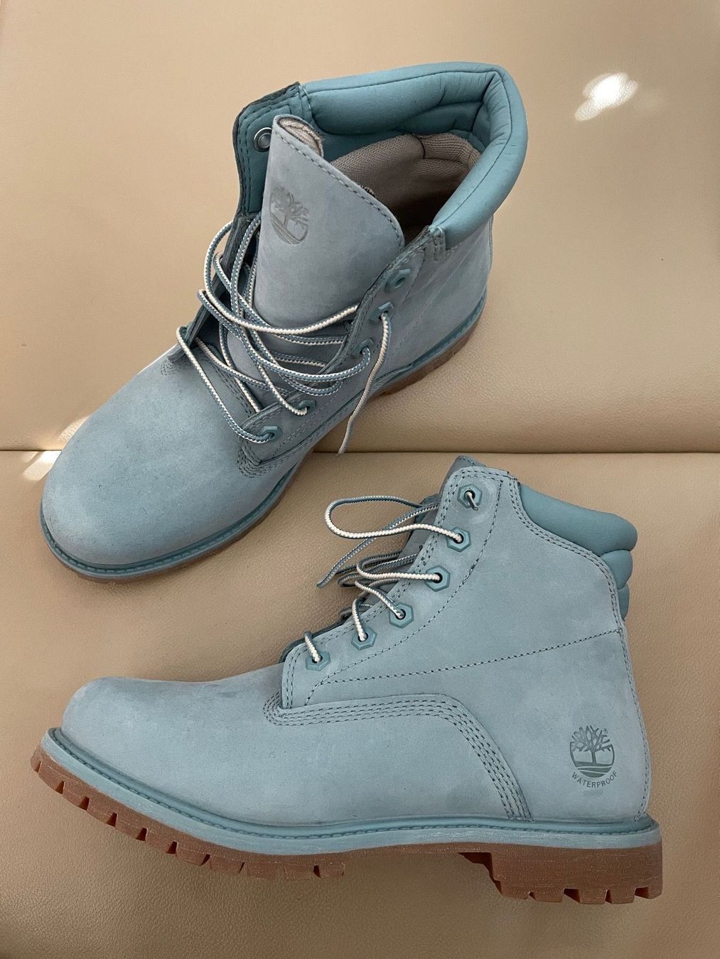 Timberland Scarpe da donna: Light blue Timberland boots size 41.5 – Nuovo (secondo la descrizione) da Horgen venduto da kay_5xnb 1