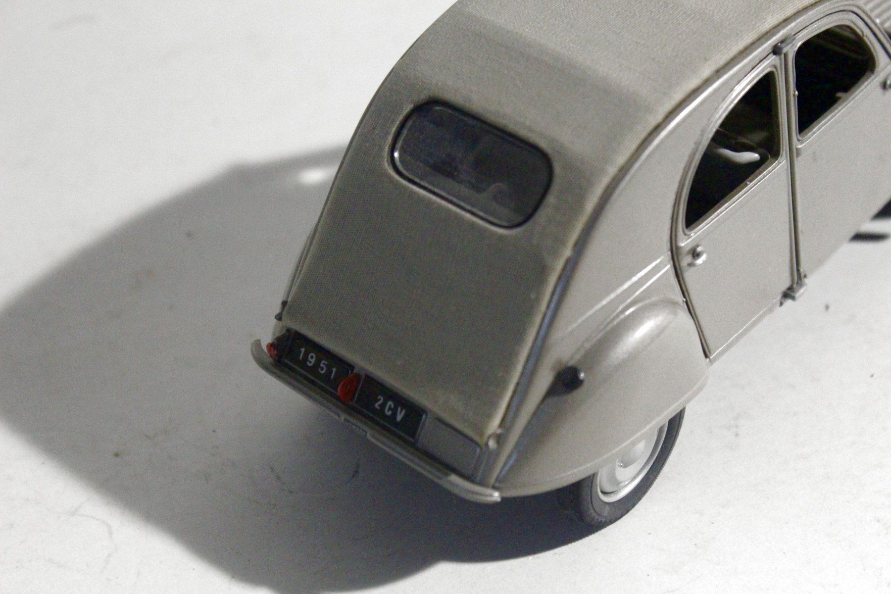 Franklin Mint Modellini d'auto: FRANKLIN MINT PRECESION MODELS Citroen 2CV / Ente, 1951 – Nuovo (secondo la descrizione) da Bern venduto da kultiges 3