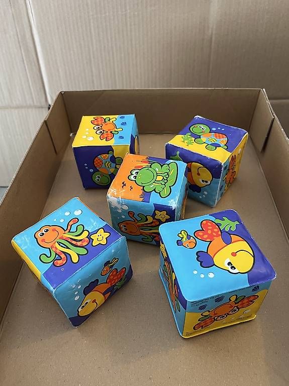 Giocattoli: schöne Kinder / Baby Spielsachen – Usato da Bern venduto da Walyan 1