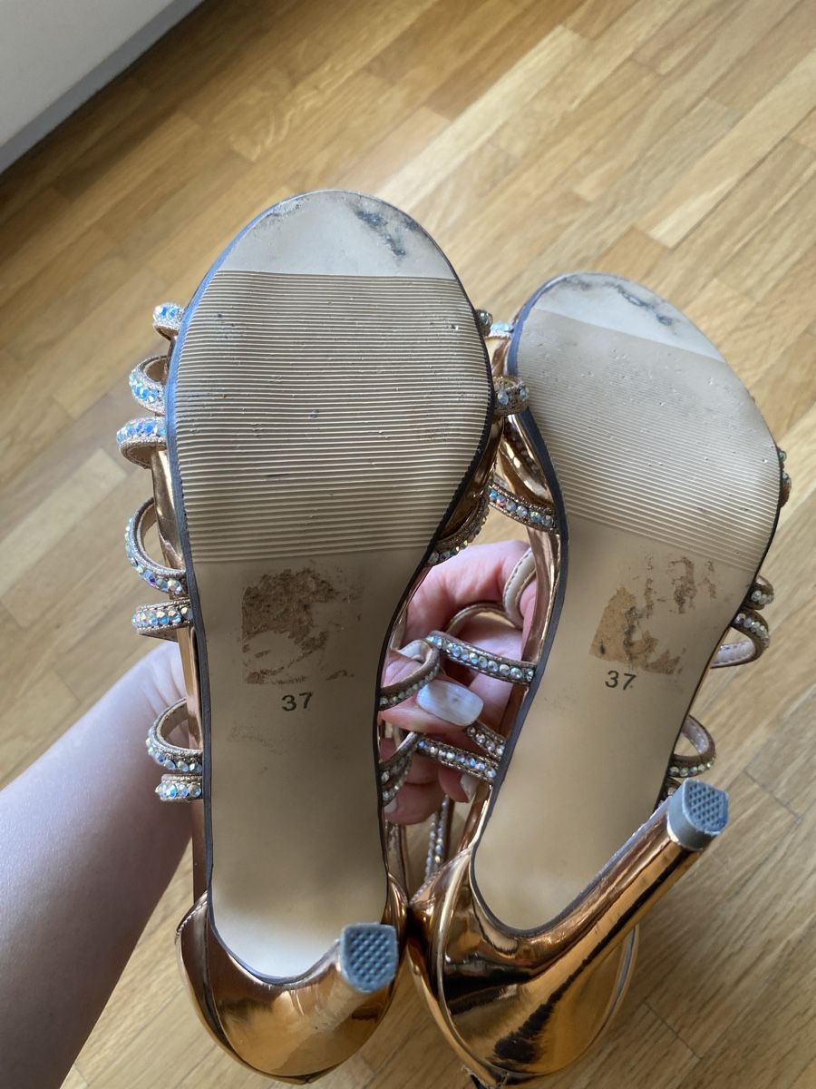 Scarpe da donna: High Heels gr. 37 – Usato da Romanshorn venduto da Karokana 5