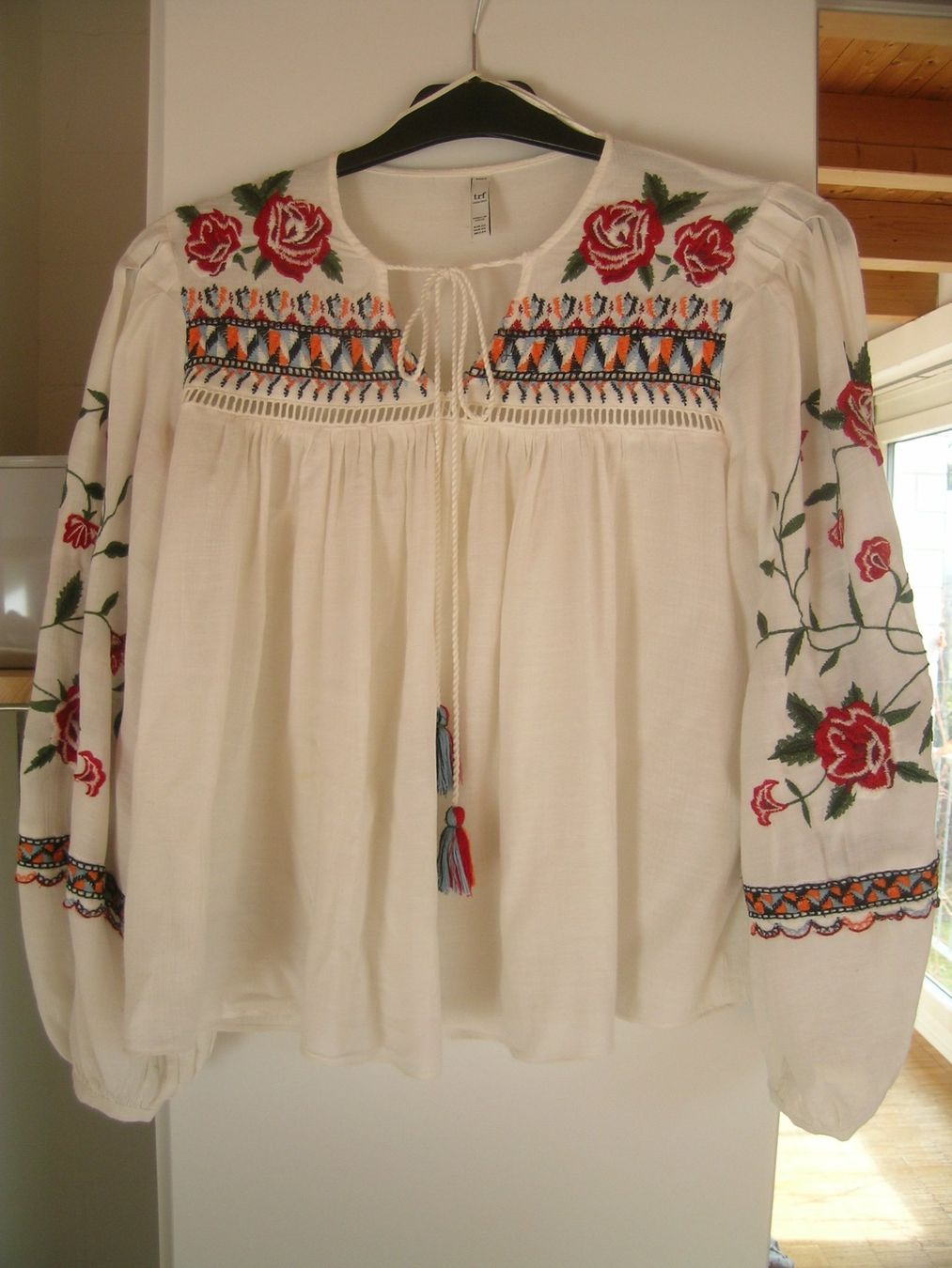 Zara Camicette: Ethno-Bluse mit Stickerei – Usato da Gockhausen venduto da Wonzka