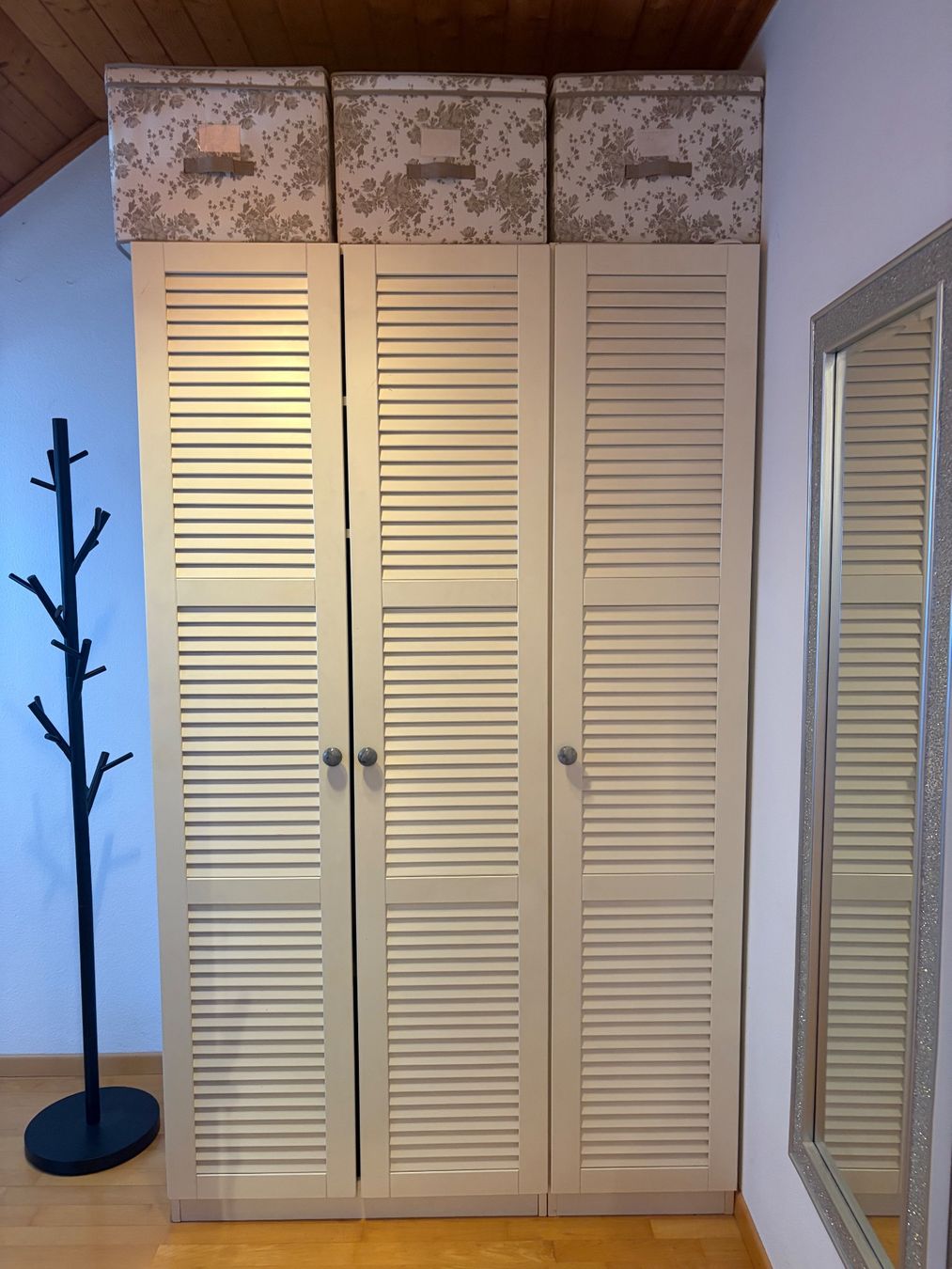 Ikea Armadi: Kleiderschrank – Usato da Freidorf TG venduto da ibipatria 5