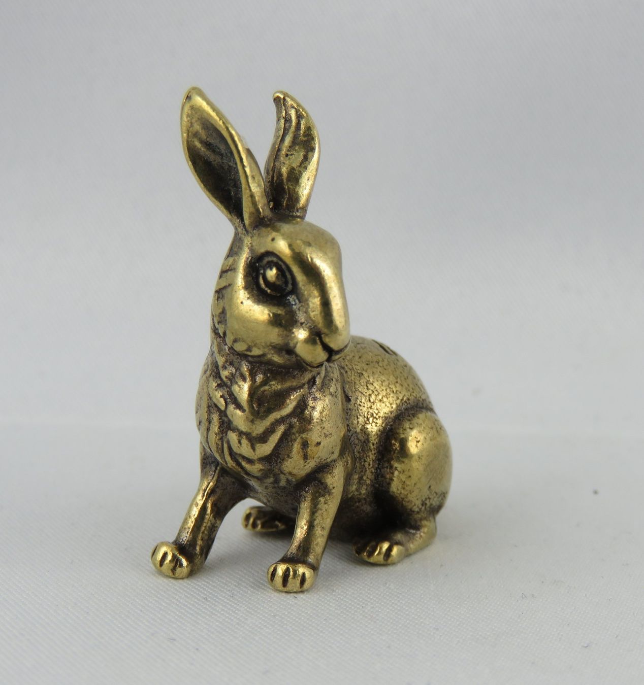 Statuette: HÄSLI - Messing Sammel Figur - 3,3x2cm - Neu – Nuovo e nell'imballaggio originale da Grenchen venduto da Yamahwildstar16 4