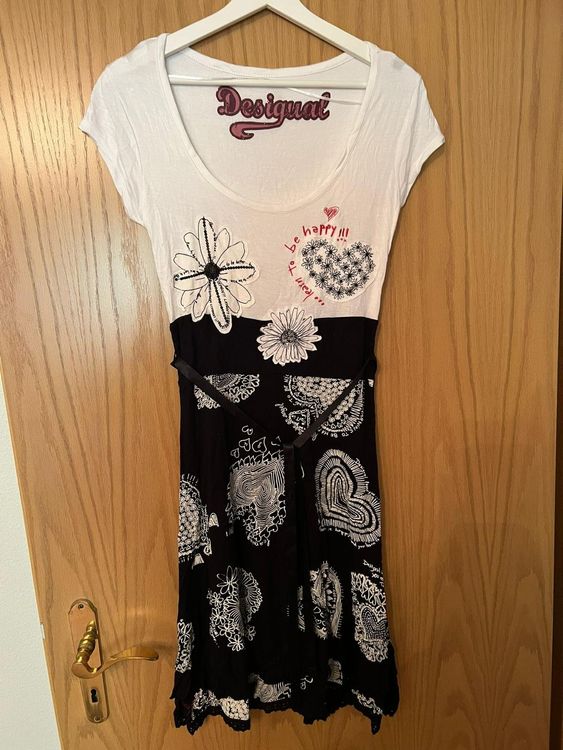 Desigual Kurzarm Kleid schwarz/weiss (Gebraucht) in Egg b Zürich für