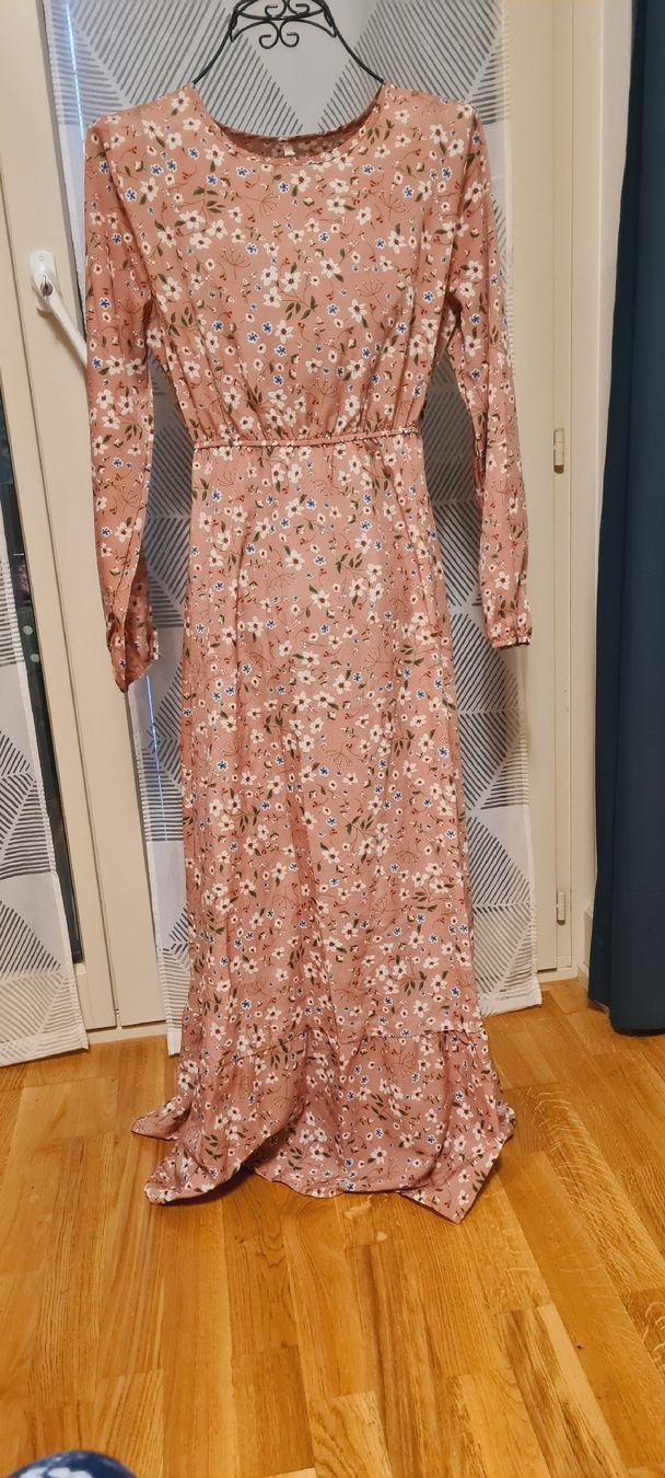 Vestiti: länge kleid gr M/L – Nuovo (secondo la descrizione) da zürich venduto da janjaz 1