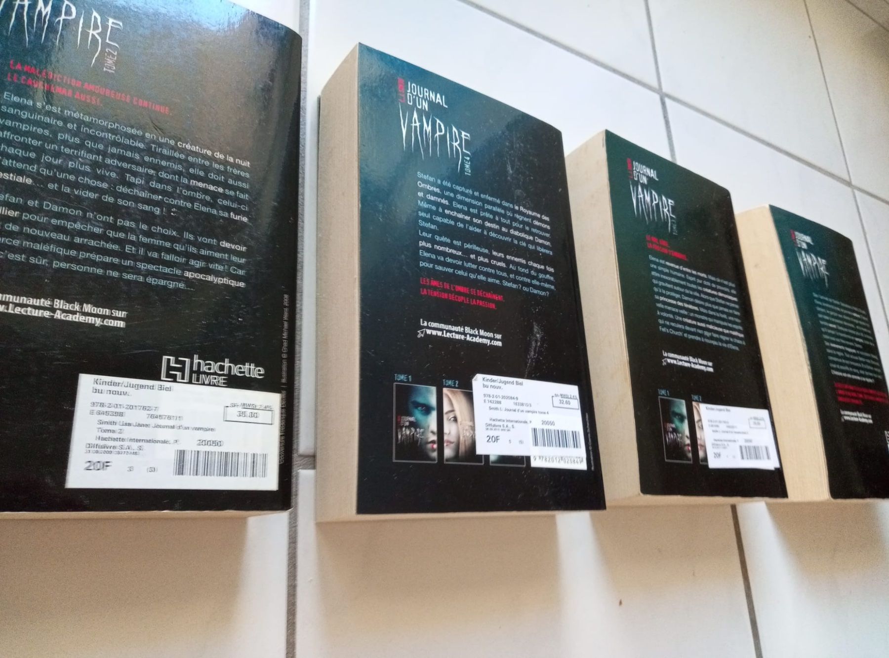 Libri: Le journal d'un vampire – Usato da Bienne venduto da Daniel_Schader 2