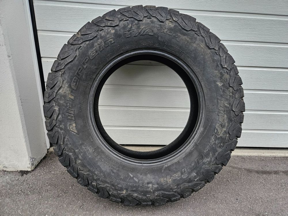 4 Stück BF Goodrich All Terrain AT KO2 255/75 R17 (Gebraucht) in Meggen ...
