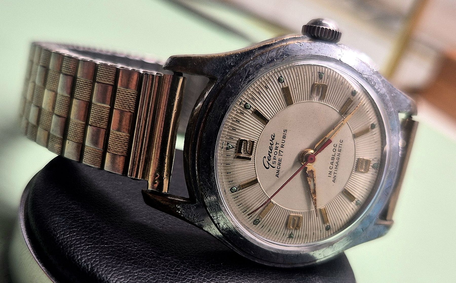 Swiss Orologi: Vintage Armbanduhr Läuft! – Usato da Zürich venduto da ILove2ndHandCommerce 1