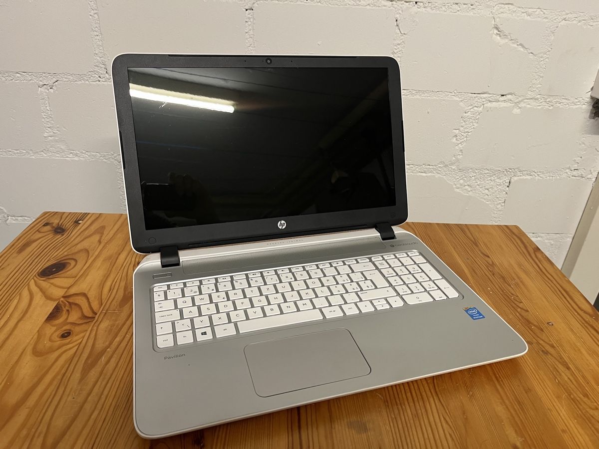 Hewlett Packard Notebook: HP Pavilion Laptop – Usato da Sarnen venduto da OliSt