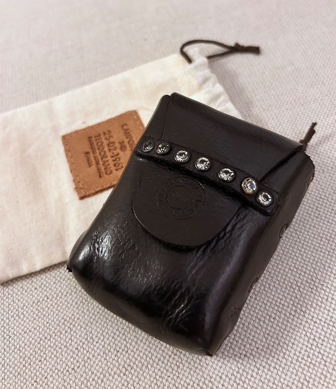Campomaggi Altri Prodotti per fumatori: CAMPOMAGGI Zigarettenetui mit Strass - LEDER nero - NEU – Nuovo (secondo la descrizione) da Schongau venduto da Designart