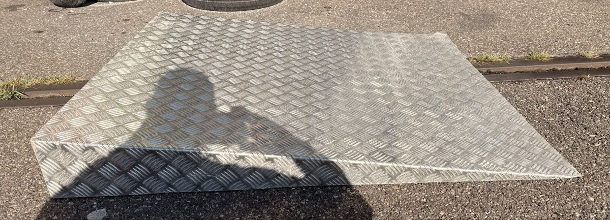 Auffahrrampen: Alu Rampe Riffelblech – Gebraucht aus Liestal von Tschopp77