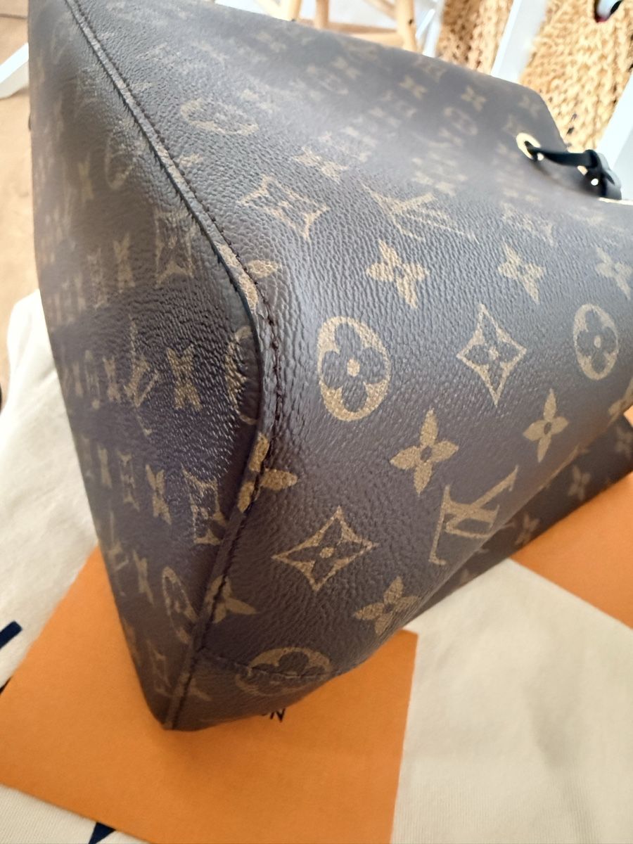 Louis Vuitton Borse da donna: Fullset Louis Vuitton NéoNoé MM schwarz – Nuovo (secondo la descrizione) da St. Margrethen SG venduto da Berry08 6