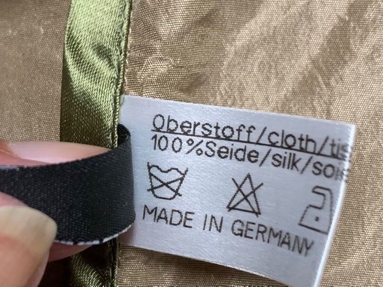 Giacche: Designer Blazer Gr.40 Seide – Nuovo (secondo la descrizione) da Biel-Benken BL venduto da PANORMUS 1