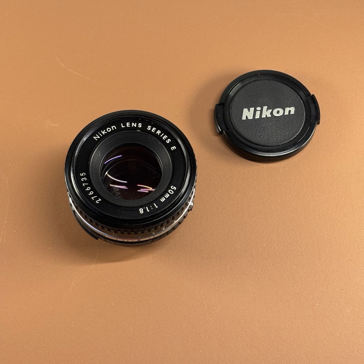 Nikon Objektive: Nikon Nikkor 50mm 1:1.8 Series E  – Gebraucht aus Bern von tandrei