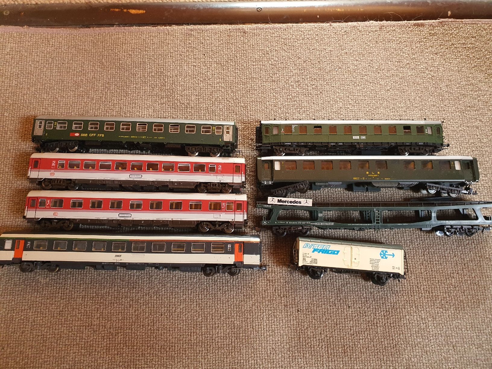 Roco Modellini di ferrovie: Lot de voitures DC – Usato da Lavey-Village venduto da Lofoten93
