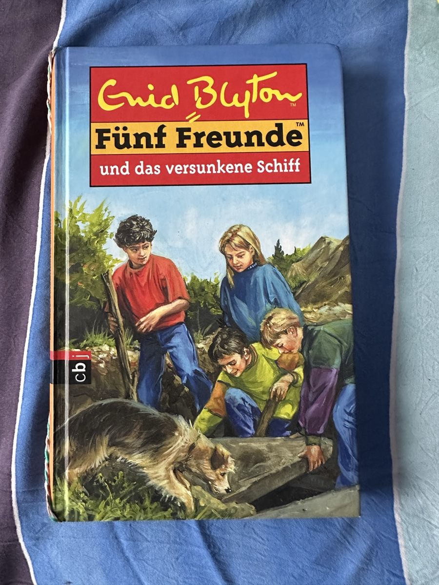 Libri: Fünf Freunde und das versunkene Schiff – Usato da Bettlach venduto da Kkalena