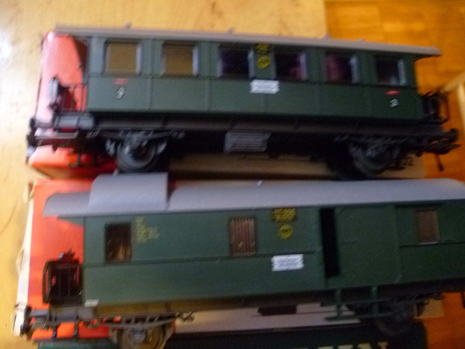 Modelleisenbahnen: Set kurze PW's H0 DC – Gebraucht aus Rickenbach BL von umro11 2