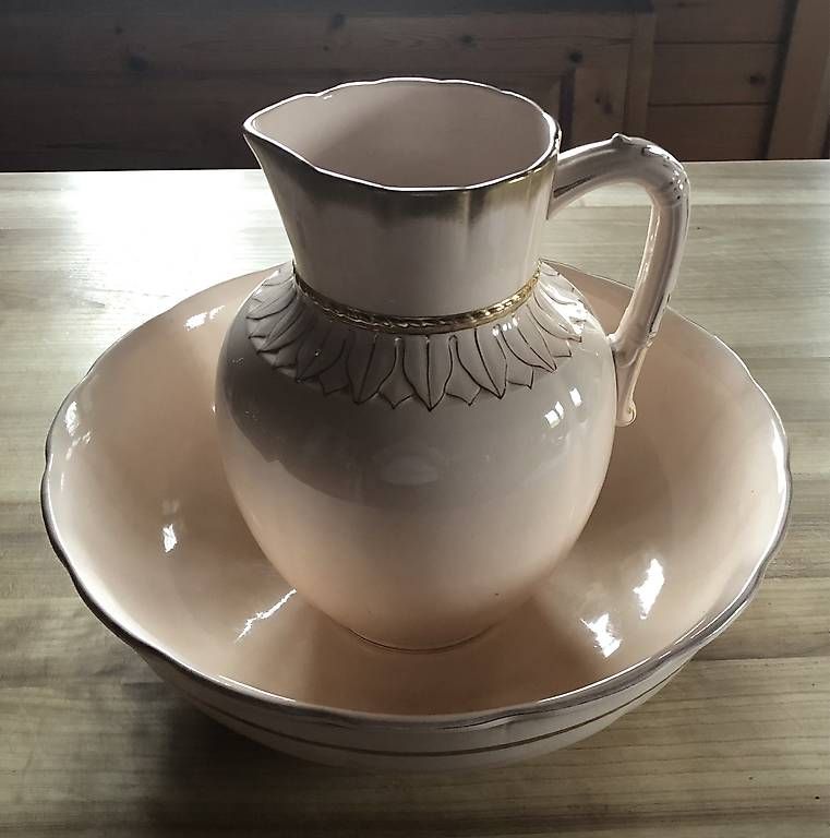 Ciotole: Villeroy & Boch Waschschüsselset – Usato da Walchwil venduto da Zugi67