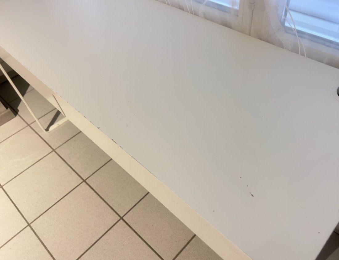Scrivanie: Schreibtisch – Usato da Solothurn venduto da sl_27 2