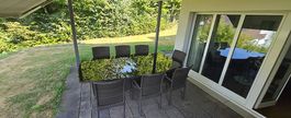 Gartenmöbel - Set / Tisch und 8 Stühle