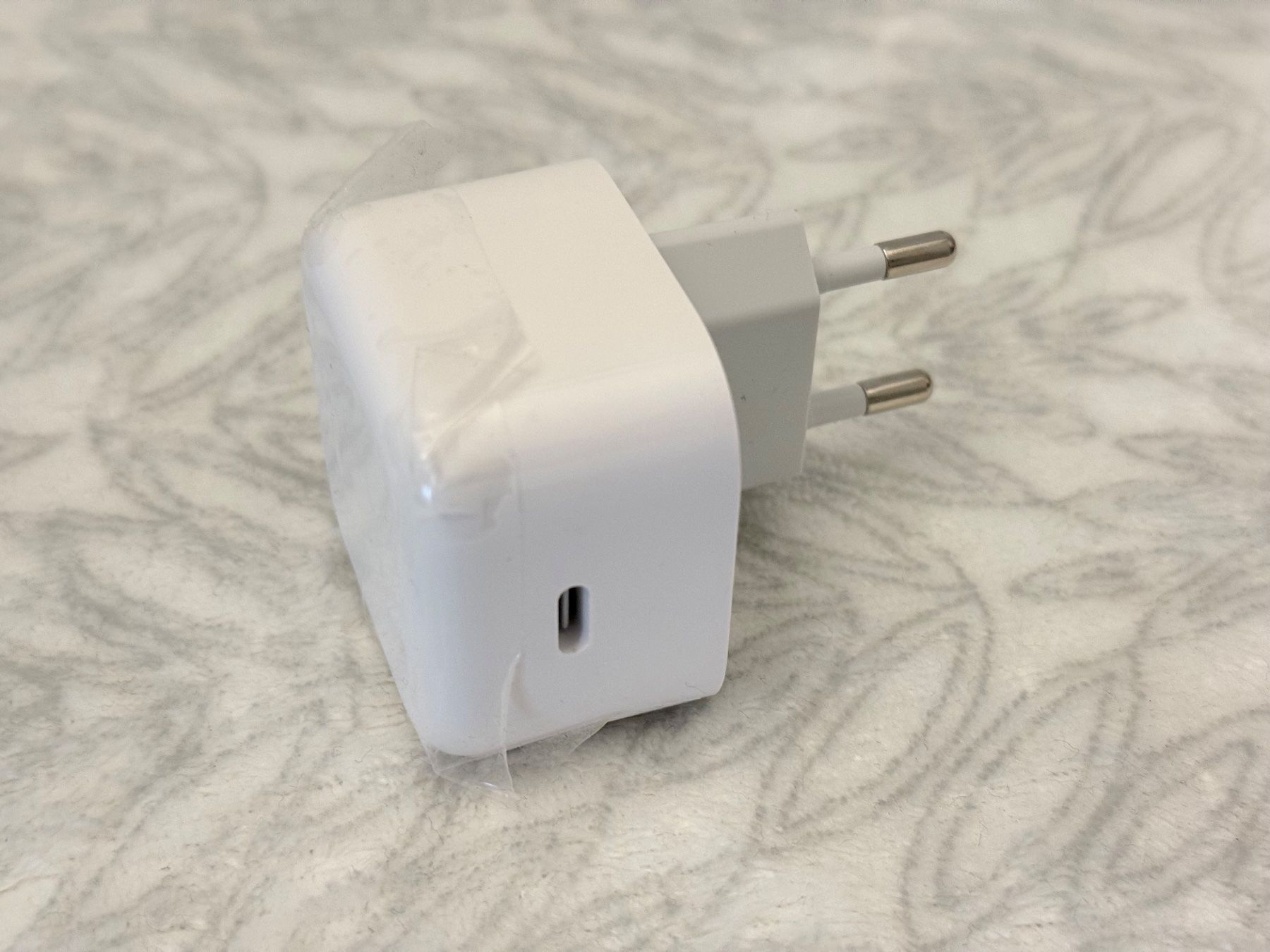Unità & Adattatore: 🆕 Ladestecker / Adapter, USB-C - EU-Stecker – Nuovo e nell'imballaggio originale da Weinfelden venduto da Bauselina