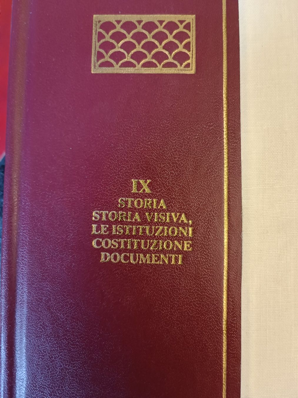 Libri: Libri Bücher LA SVIZZERA, 2 Bände – Usato da Niederwil AG venduto da Agenda 4