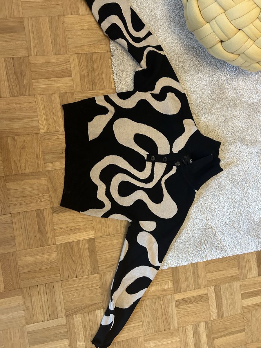 Pullover & Sweatshirts: Oberteil – Neu (gemäss Beschreibung) aus Zürich von ori_9dcy