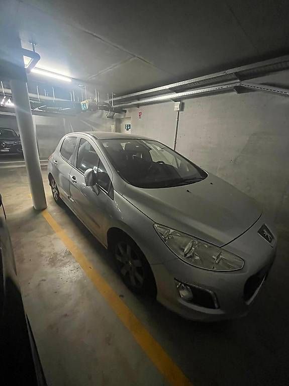Peugeot Automobili: PEUGEOT 308 1.6 E-HDI ACTIVE AUTOMATIC - 181000KM – Usato da Cologny venduto da ale_rr8m 3
