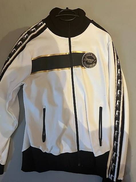 Jacken: Boxeur des Rues Trainingsjacke Grösse M – Gebraucht aus Nottwil von mit_7x97