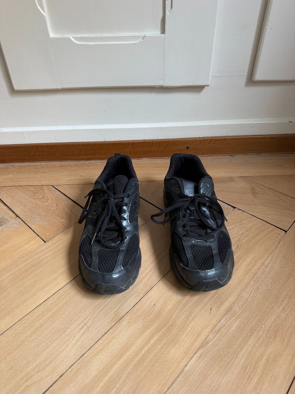 New Balance Scarpe da uomo: NEW BALANCE - Sneaker schwarz 42.5 – Usato da Zürich venduto da Diazaio 1