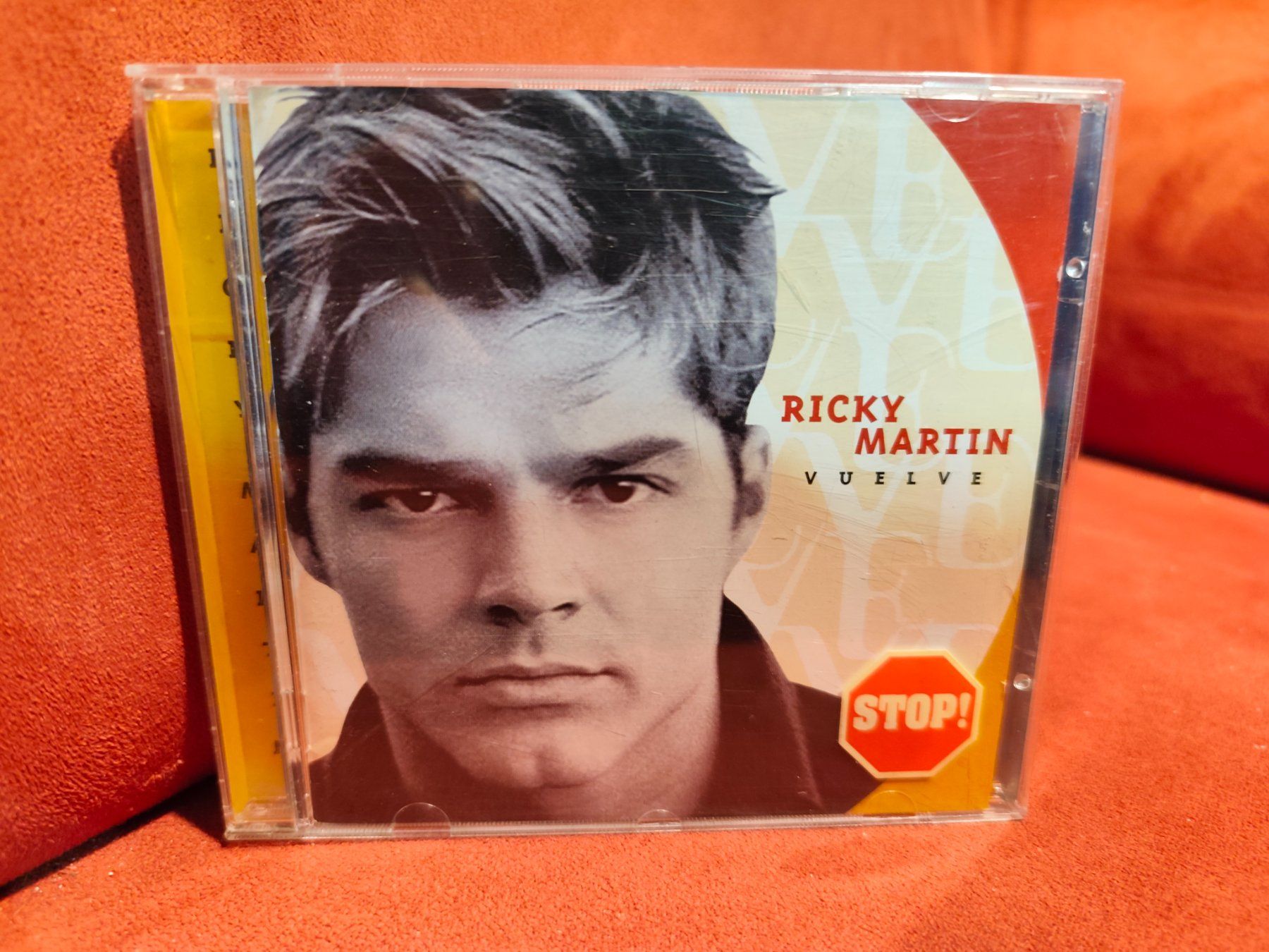 CD: Ricky Martin Vuelve CD – Usato da Zofingen venduto da noise123